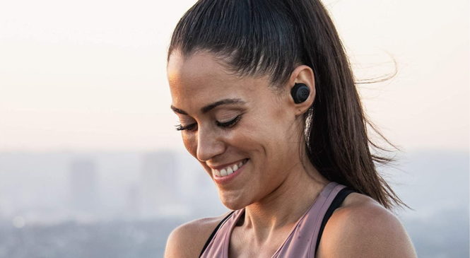 11 Best Wireless Earbuds For Small Ears In 2024