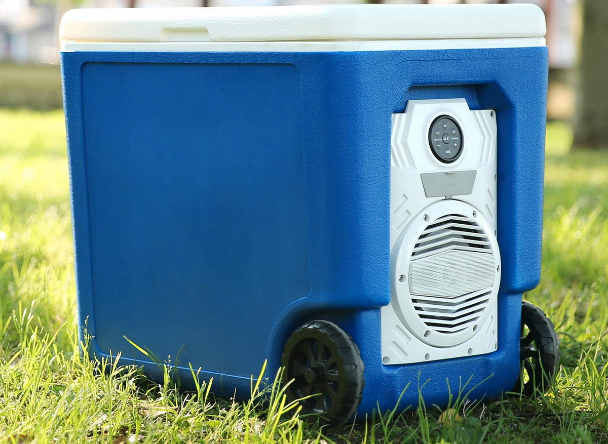 Coolers With Bluetooth Speakers