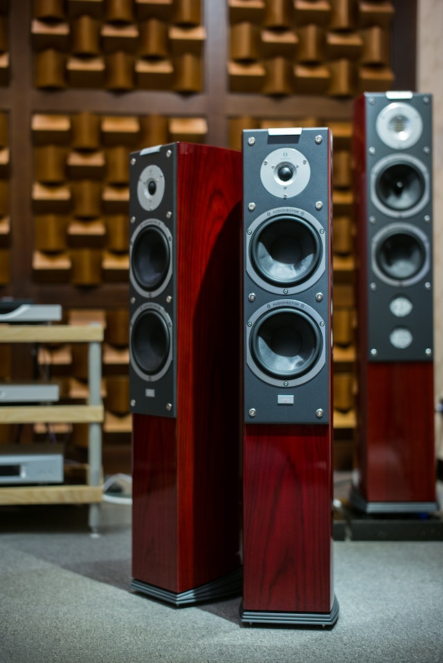 7 Best Floor-Standing Speakers